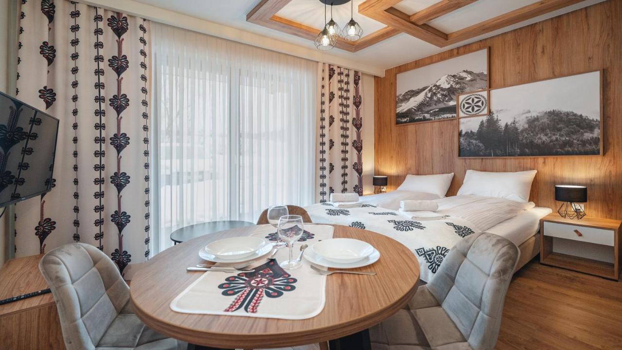 Apartamenty Sun & Snow Ski Apartments Bialka Tatrzanska Bagian luar foto