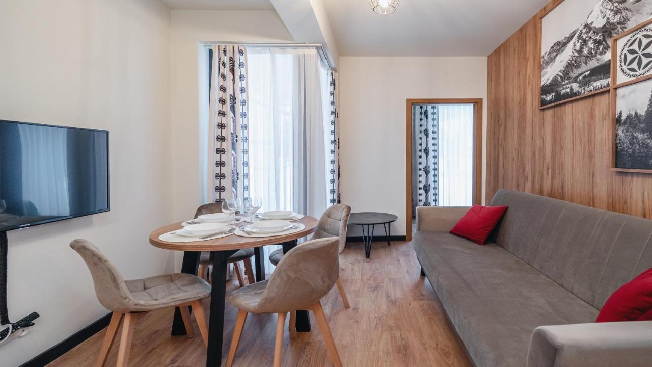 Apartamenty Sun & Snow Ski Apartments Bialka Tatrzanska Bagian luar foto