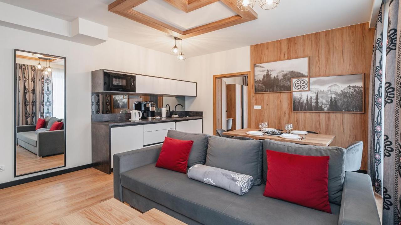 Apartamenty Sun & Snow Ski Apartments Bialka Tatrzanska Bagian luar foto