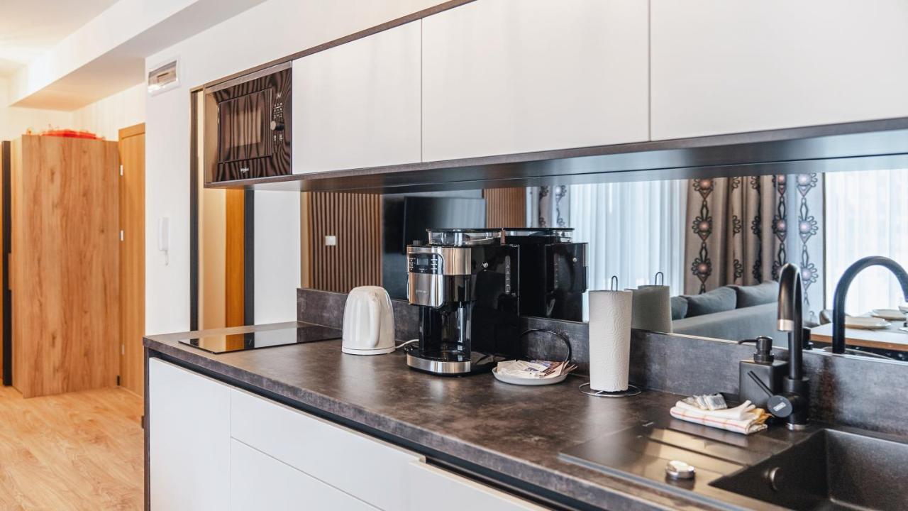 Apartamenty Sun & Snow Ski Apartments Bialka Tatrzanska Bagian luar foto