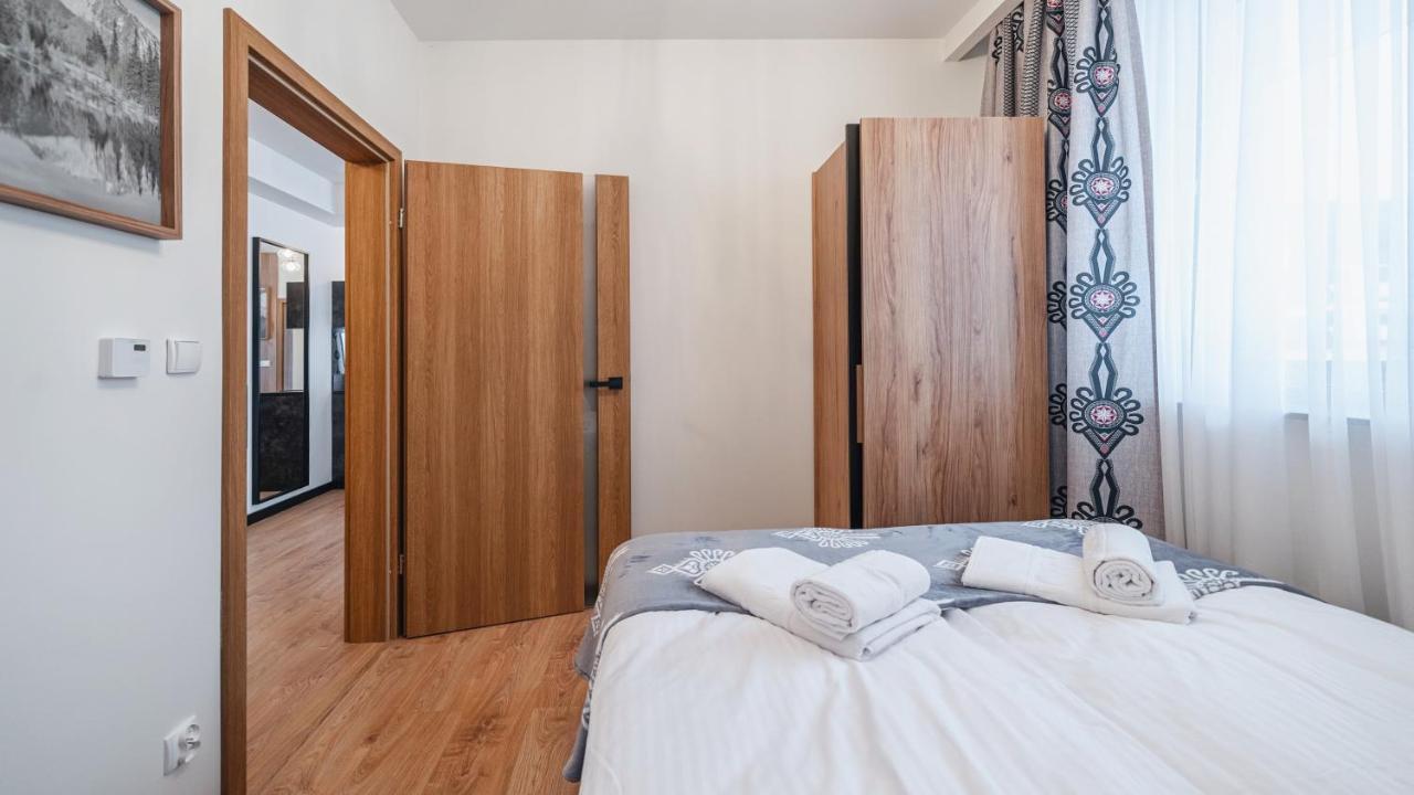 Apartamenty Sun & Snow Ski Apartments Bialka Tatrzanska Bagian luar foto