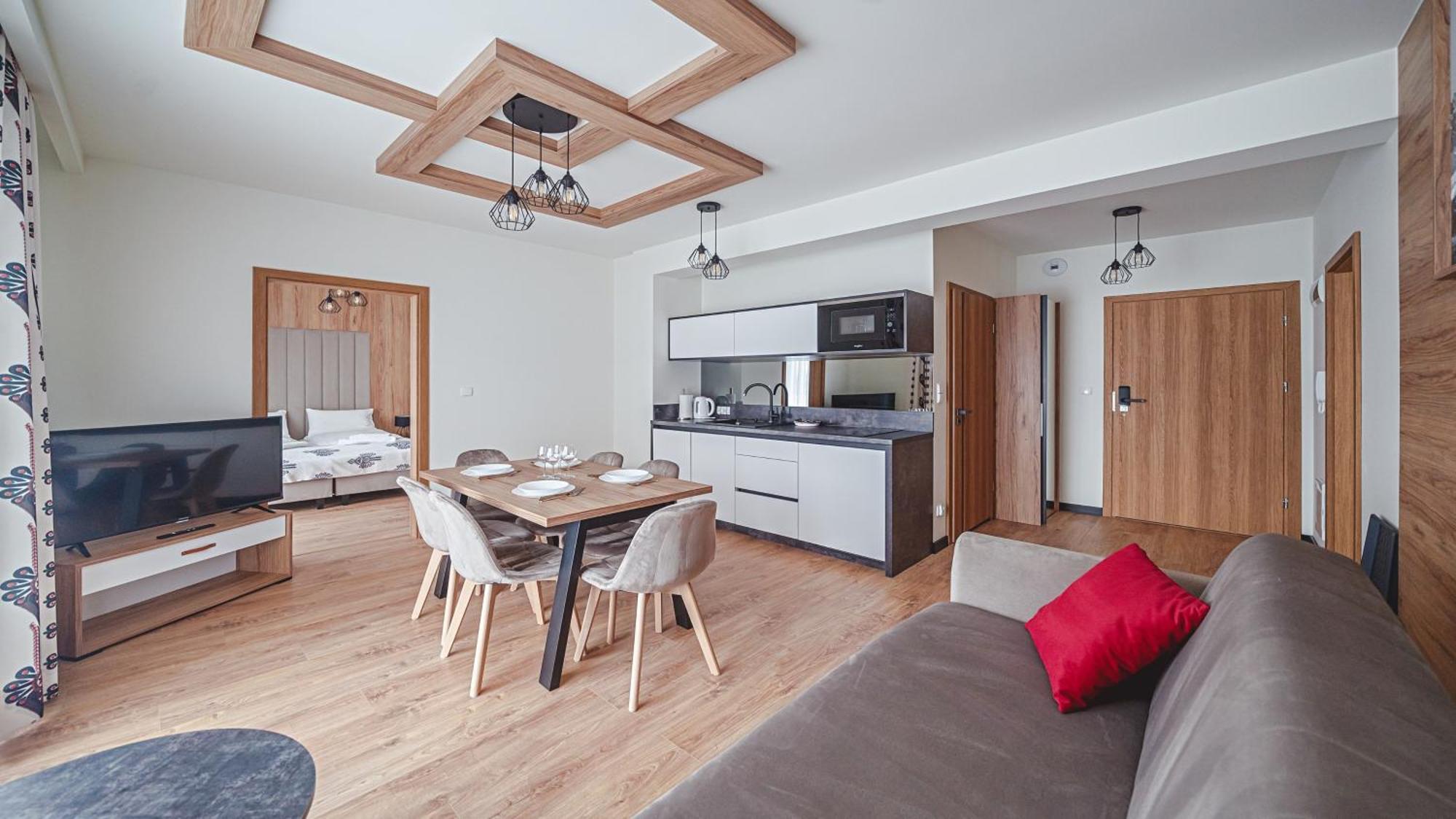 Apartamenty Sun & Snow Ski Apartments Bialka Tatrzanska Bagian luar foto