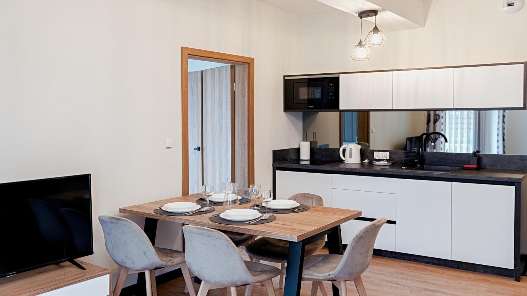 Apartamenty Sun & Snow Ski Apartments Bialka Tatrzanska Bagian luar foto
