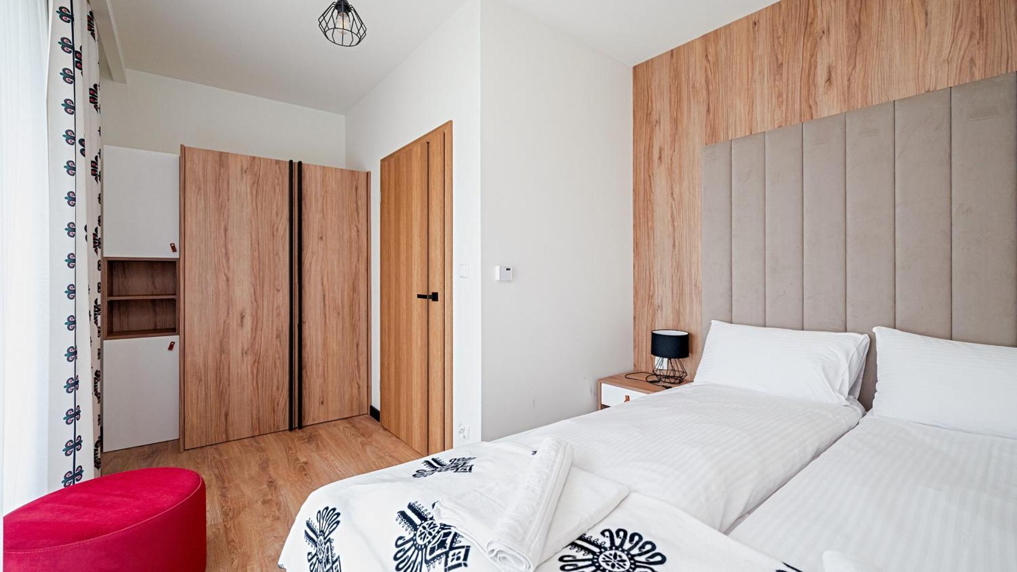Apartamenty Sun & Snow Ski Apartments Bialka Tatrzanska Bagian luar foto
