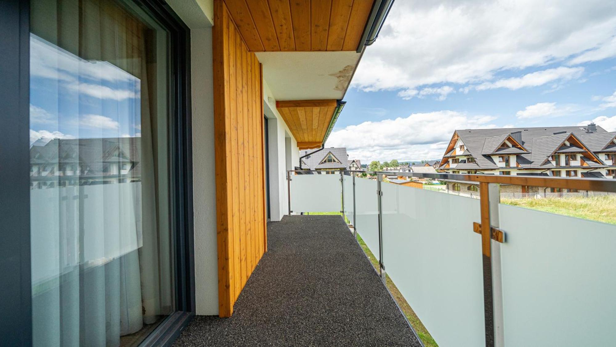 Apartamenty Sun & Snow Ski Apartments Bialka Tatrzanska Bagian luar foto