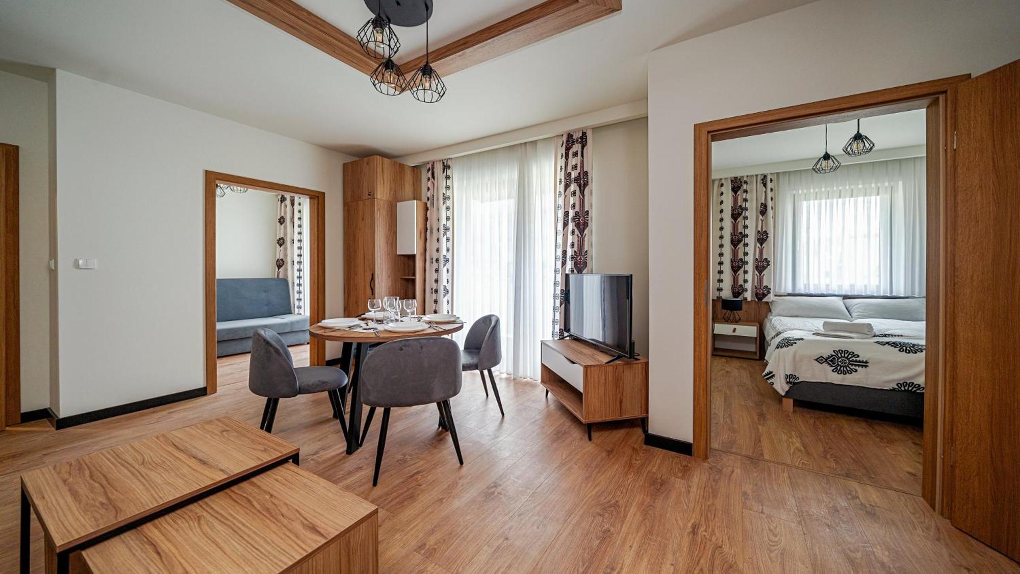 Apartamenty Sun & Snow Ski Apartments Bialka Tatrzanska Bagian luar foto